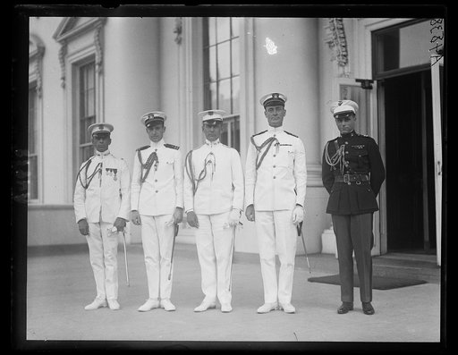 Military visitors at White House, Washington, D.C.