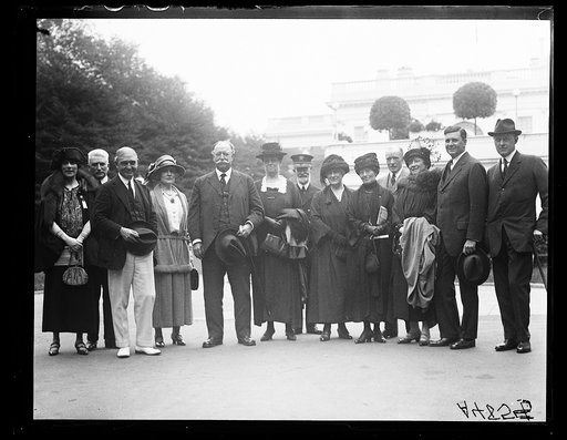 Group at White House, including William H. Taft and Mrs Taft. Washington, D.C.