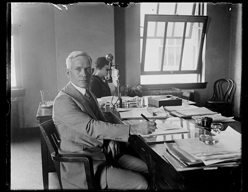 Dr. Frank Quillin, Chief of the employment service of the U.S. Veterans Bureau. Washington, D.C.