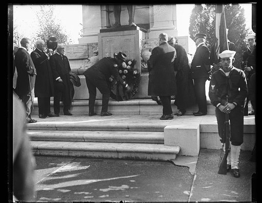 Group at John Paul Jones Memorial, Washington, D.C.