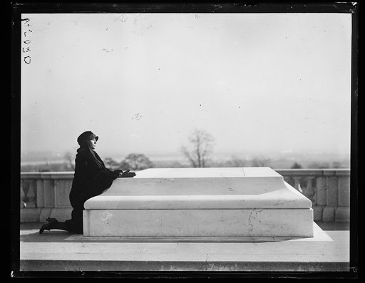 Tomb of the Unknown Soldier, Arlington National Cemetery, Arlington, Virginia