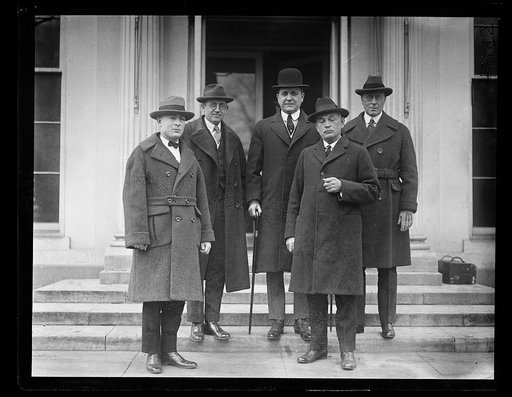 Pres. Harding talked over farm legislature with several Senators and other interested in farm bills now before Congress. Left to right: L. Barrett, J.H. Taylor, Editor Farm Mag.; Sen. Robt. M. Standfield of Ore.; Sen Tasker L. Oddie of Nev., and Chas. S. Barrett, Pres, Nat'l Farmers Union [White Hou