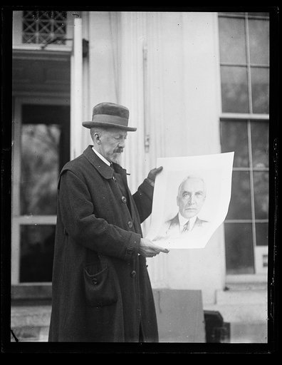 Man with sketch of Warren Harding