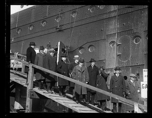 Group descending gangplank of Leviathan (ship)