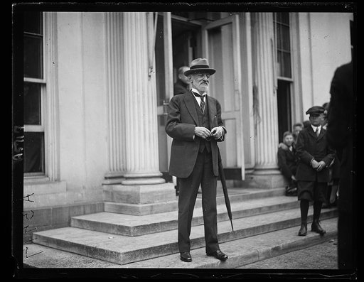Oscar Strauss, former Secy. of Commerce [...] to Turkey, called at White House to talk over "World Court"