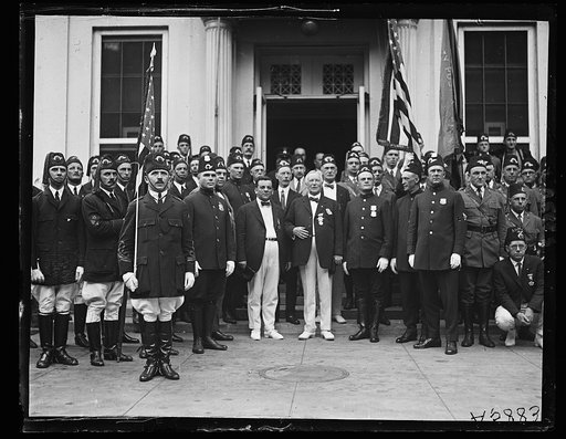 Dykeman, new Imperial potentate and his own bodyguard from Brooklyn