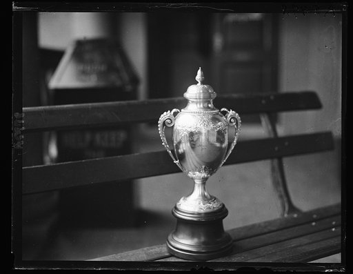 Warren G. Harding cup now being [...] the amateur teams playing for the [...] on the Potomac Golf course