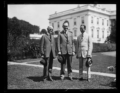 Calvin Coolidge and group outside White House, Washington, D.C.