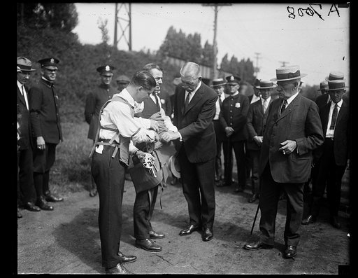 Demonstrator of bullet-proof vest