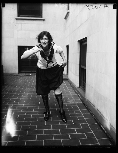 ...]ria Selden rehearsing for the Revue [...