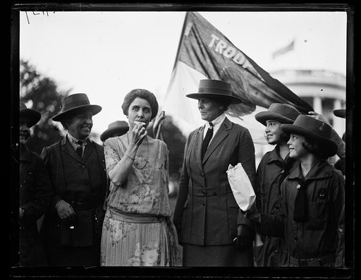 Grace Coolidge and Girl Scouts at White House, Washington, D.C.