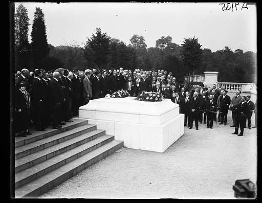 Tomb of the Unknown Soldier, Arlington National Cemetery, Arlington, Virginia