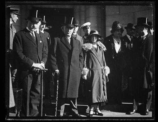 David Lloyd George and group, Washington, D.C.