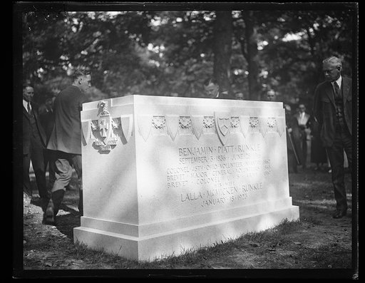 Tombstone for Benjamin Piatt Runkle and Lalla McMicken Runkle