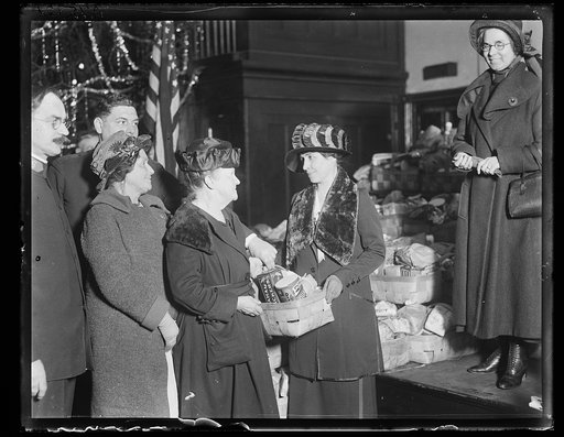 Grace Coolidge and Christmas baskets