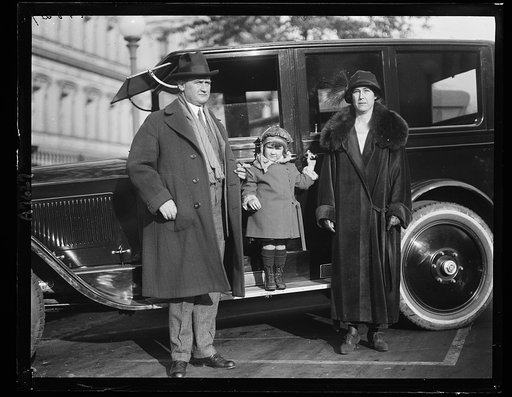 Rep. Walter F. Lineberger and Mrs. with daughter Anne Lorraine at White House. Jan. 9