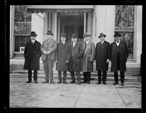 Members of Wash. Chamber of Commerce who presented Pres. Coolidge with a resolution asking for the re-appointment of both commissioners Oyster and Rudolph [White House, Washington, D.C.