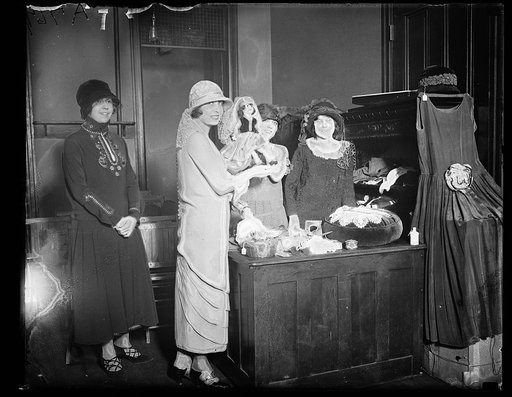 Debutantes of Wash. helping fatherless children of Greece [...] Mistinguet the famous French [...]ess bought a doll from the debs