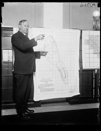 Senator Caraway of Ark. who has been flaying former Secy. of Interior Fall in connection with the Teapot Dome Naval oil lease
