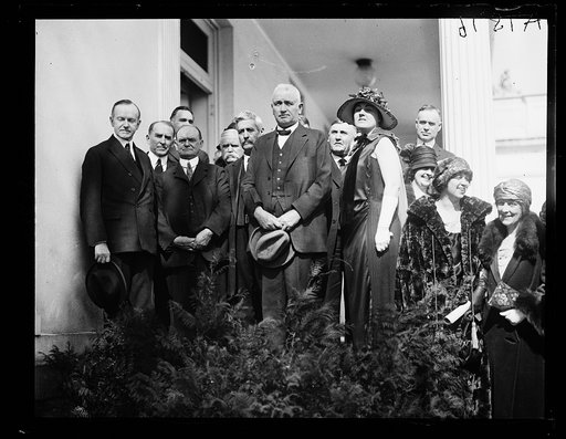 Pres. Coolidge with a committee of prom. good roads leaders from various states