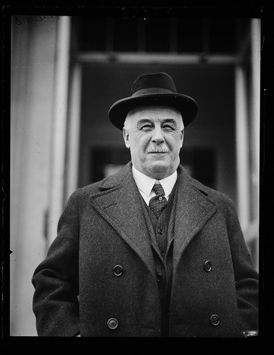 ...] of the [Amer.?] Railway Assoc. with Hdqrtrs. at N.Y. and [...], who held conference with Pres. [White House, Washington, D.C.