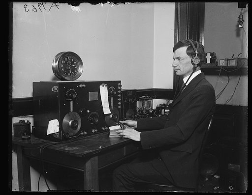 You have heard [...] Sollenburger over the radio [...] time signals from the U.S. Observatory at Wash. Apparatus is one of the most powerful in the world