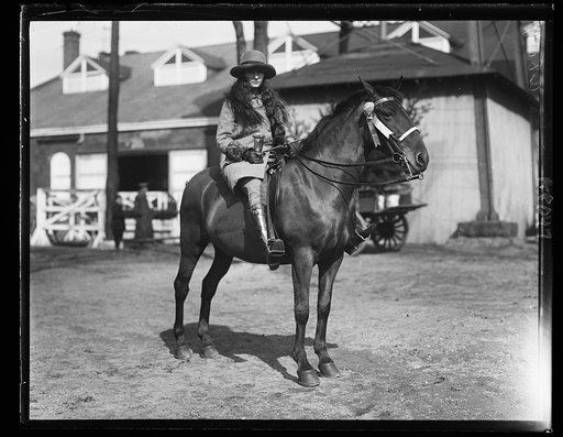 Mary Parker Corning, winner of Blue Ribbon Cup, Children's Class at Ft. Myer