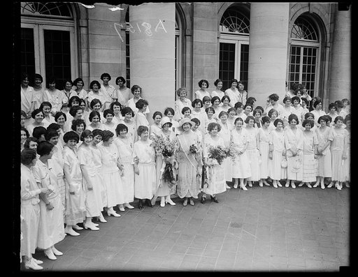 President General, Continental Congress, N.S.D.A.R., 1924 with group, including, Personal Page to President General, Continental Congress, N.S.D.A.R.