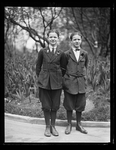 John and Chas. Knier, twin brothers, 14 yrs. old, who raised vegetables valued at $500 on a city lot in Elmira, N.Y. For their achievement, they won a trip to Wash. from Dept. of Agriculture