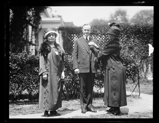 Calvin Coolidge and ladies outside White House, Washington, D.C.