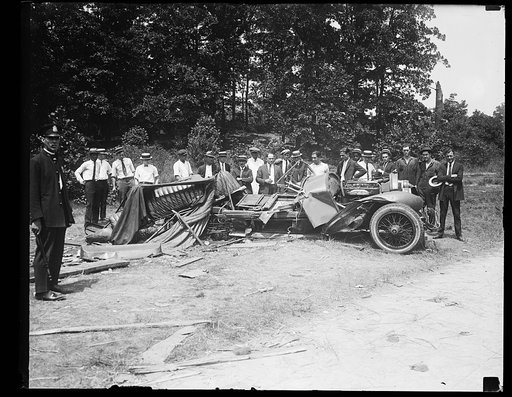 Automobile wreckage