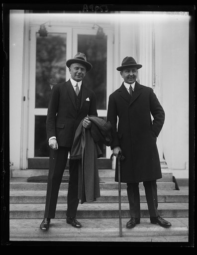 Baron Rheinbaben, member of the German Reichstag, left, with H.H. Dieckhoff, Charge d'Affaires of the German Embassy at Wash., at White House, Oct. 23rd, to meet Pres. Coolidge
