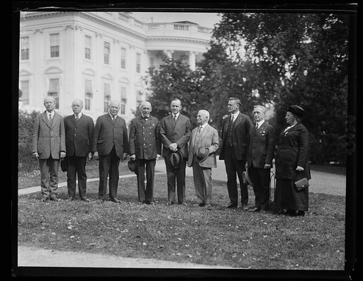 Pres. Coolidge with members of the Roosevelt Memorial Assoc. who invited him to attend the memorial services to be held Mon., Oct. 27th, at the John Marshall M.E. Church, Wash. [White House, Washington, D.C.