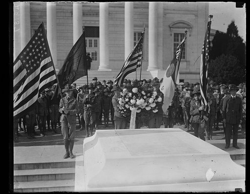 Tomb of the Unknown Soldier, Arlington National Cemetery, Arlington, Virginia