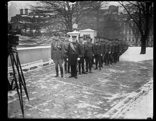 Military group at White House, Washington, D.C.