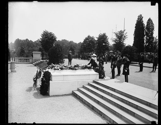 Tomb of Unknown Soldier, Arlington National Cemetery, Arlington, Virginia