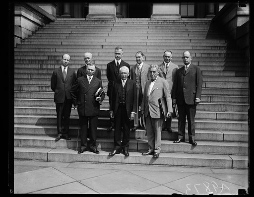 Group; Frank Kellogg, bottom row, center