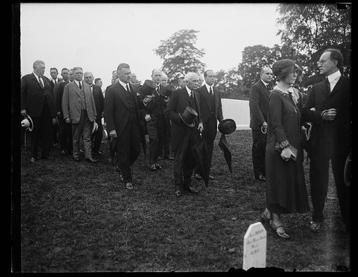 Cemetery; Frank Kellogg, center