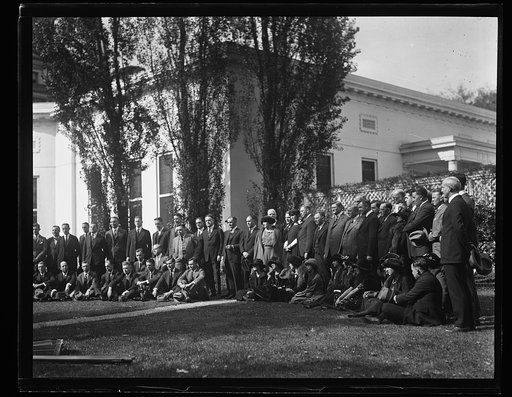 Group outside White House, Washington, D.C.