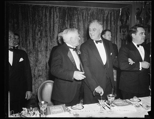 FDR [Franklin Delano Roosevelt] & 2 men at table