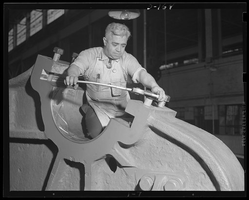 Tightening up. Operations during assembly of a 16-inch gun, barbette carriage in an eastern arsenal
