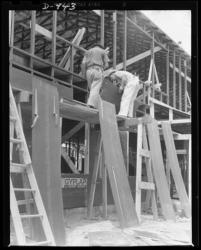 Defense housing Ben Morrell Project, Norfolk, Virginia. Steel frame construction issued in these housing units constructed by the Navy to provide quarters for civilian and married enlisted personnel of the Norfolk naval base. The project consists of 1,362 units with rentals from $17-23 a month