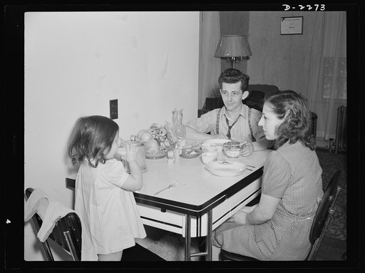 Bantam, Connecticut. War workers' homes. Fred Heath runs a turret lathe at the Warren McArthur plant, where he's been working since August 1941. He formerly worked in a machine shop in his native city Torrington. One of the first families to move into the new war workers' homes in Bantam, the Heaths