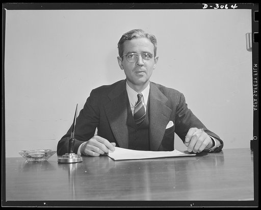 Douglas Kirk