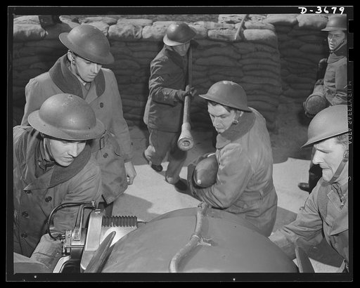 Fort Story coast defense. Men of Fort Story, Virginia loading one of the large guns which line the shore