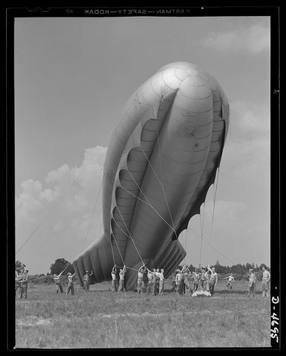 Parris Island. Marine Corps barrage balloons. The leathernecks get a new job and, as usual, handle it well. A barrage balloon ready to go aloft under the handling of special marine units in training at Parris Island, South Carolina