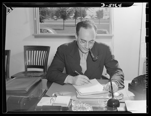 Victor Ratner
