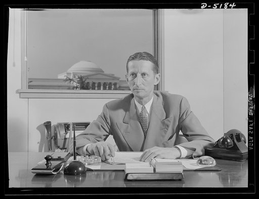 Mr. Leon Davidson
