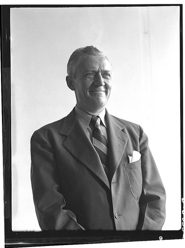 Auto rationing branch field service. H.G. Messer
