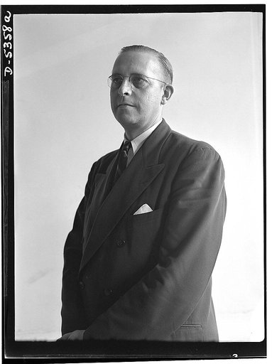 Auto rationing branch field service. N.F. Stuart